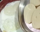 A picture of step 3 of Nolen Gurer Chitai Dudh Pithe.