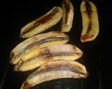 Foto langkah ke 3 dari resep Pisang Oven Cokelat Keju.