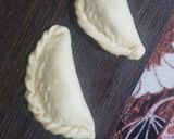 A picture of step 6 of Mawa Gujiya.
