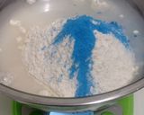 Foto langkah ke 1 dari resep Blue Spirulina Sourdough Bread.