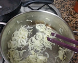 Foto del paso 1 de la receta: Muslitos de pollo estofados con ciruelas