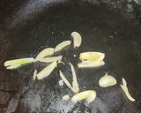 Foto del paso 1 de la receta: Salteado vegano de tofu y espárragos