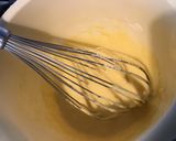 Une image de l'étape 4 de Clafoutis aux pommes et vanille à la farine de châtaigne corse.