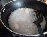 A picture of step 1 of Mooli ki kachori.