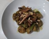 Foto del paso 4 de la receta: Ñoquis de calabaza al pesto con shimejis