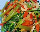 Foto langkah ke 4 dari resep Cah Kangkung Saos Tiram 🥗.