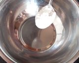 A picture of step 1 of Fried snake guard.