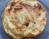 A picture of step 4 of Filo Tart with Goat Cheese and Red Onion.