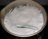 Foto langkah ke 4 dari resep 4. Bubur Sumsum Super Lembut.