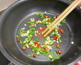 รูปขั้นตอนการทำที่ 4 ของ ผัดผักไข่ฟู