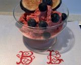 Foto del paso 5 de la receta: Helado de fresas, yogur y leche de coco