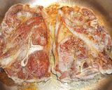 A picture of step 2 of Pan seared rosemary lamb shoulder blade chops.