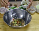 รูปขั้นตอนการทำที่ 6 ของ ยํากุ้งสด นรกแตก สายแซ่บต้องไม่พลาด