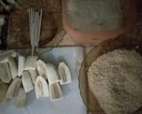 Foto langkah ke 2 dari resep Banana corn dog / pisang corn dog.