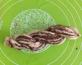 Foto langkah ke 2 dari resep 110. Roti Kepang Cokelat Keju Cup (Tanpa Ulen dg Minyak).