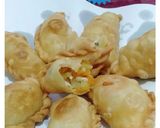 Foto langkah ke 4 dari resep Pastel sayur ayam.