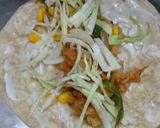 A picture of step 6 of Fusion vegetable wraps.