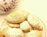 Foto del passaggio 6 della ricetta Biscotti con albumi al profumo di arancia