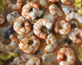 Foto del paso 12 de la receta: Zarzuela de pescado y gambones, low cost !!