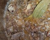 A picture of step 3 of Mutton yakhni pulao.