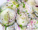 Foto del paso 2 de la receta: Ensalada cremosa de pepino