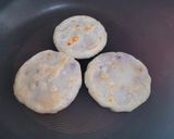 Foto langkah ke 7 dari resep Moci panggang ubi ungu.