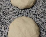 Foto del paso 1 de la receta: Pizza fugazzeta rellena. 🍕