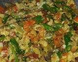 Foto langkah ke 5 dari resep Orak-Arik Telur dan Sayur.