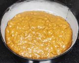 A picture of step 5 of Wheat flour banana cake.