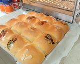 Foto langkah ke 11 dari resep Creamcheese Bread empuk dan lembut.