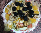 Foto del paso 2 de la receta: Ensalada de naranja, mejillones y aceitunas negras