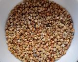A picture of step 1 of Buckwheat Kasha with water chestnut.