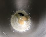 Une image de l'étape 2 de Pâte brisée épeautre pistache lait concentré.