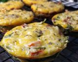 Foto langkah ke 2 dari resep Muffin Telur Bayam.