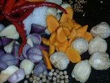 Tahu tempe bumbu kuning