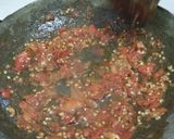 Foto langkah ke 2 dari resep Sambal tomat bawang merah segar.