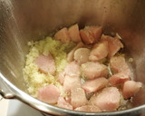 Foto del paso 2 de la receta: Pollo en Pepitoria Express (en Olla Express fácil)