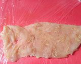 Foto langkah ke 1 dari resep Chicken Cordon Bleu.