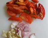 Foto langkah ke 1 dari resep Baby cumi pedas manis.