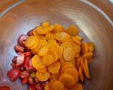 Une image de l'étape 4 de °Courgettes farcies semoule et légumes°.
