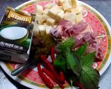 รูปขั้นตอนการทำที่ 1 ของ แกงเขียวหวานไก่ยอดมะพร้าว