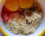 Foto langkah ke 3 dari resep Telur dadar mie.