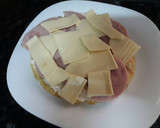 Foto del paso 7 de la receta: Tortilla de española con jamón york y queso