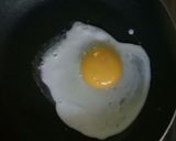 Foto langkah ke 2 dari resep Nasi Goreng Selimut.