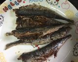 Foto langkah ke 1 dari resep Ikan asin oseng petai.