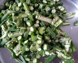 भिंडी की सब्जी (Bhindi ki sabzi recipe in hindi) रेसिपी चरण 1 फोटो
