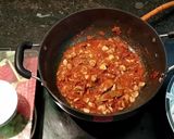 A picture of step 8 of Mushroom do pyaza.