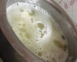 A picture of step 1 of White sauce pasta.