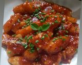 Foto langkah ke 4 dari resep Tteokbokki/toppokki/kueberas tanpa gochujang.