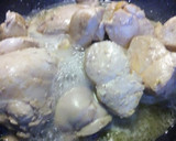 Foto del paso 1 de la receta: Pollo en salsa de tomate🌺